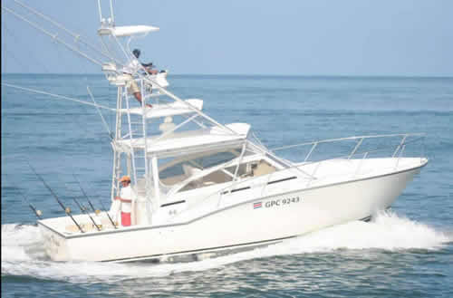 COYOTE TRES charter boat 02
