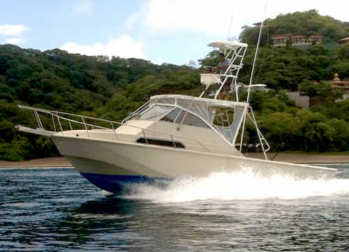 Captain Nayo fishing boat Papagayo