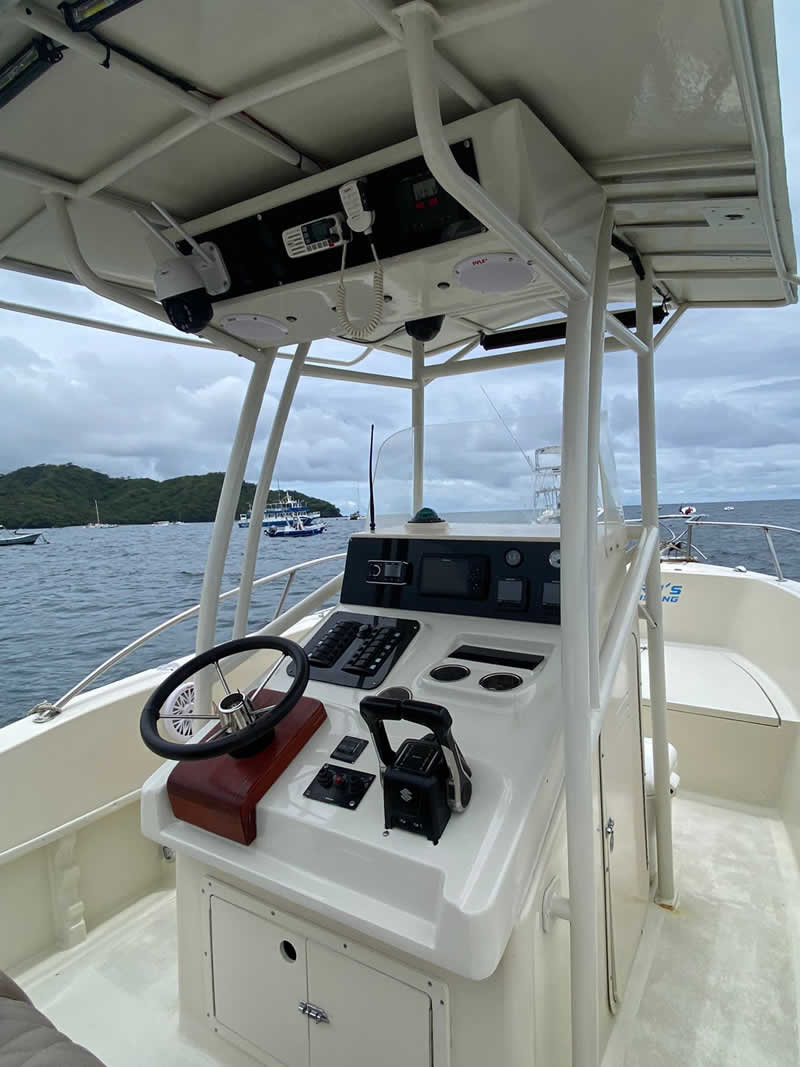 Sea Pro fishing boat Guanacaste