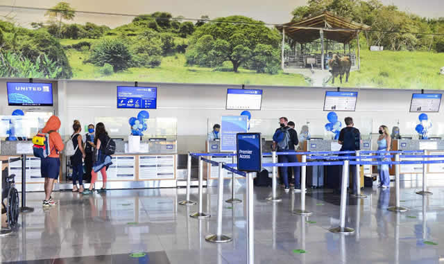 Airport Guanacaste in C.R