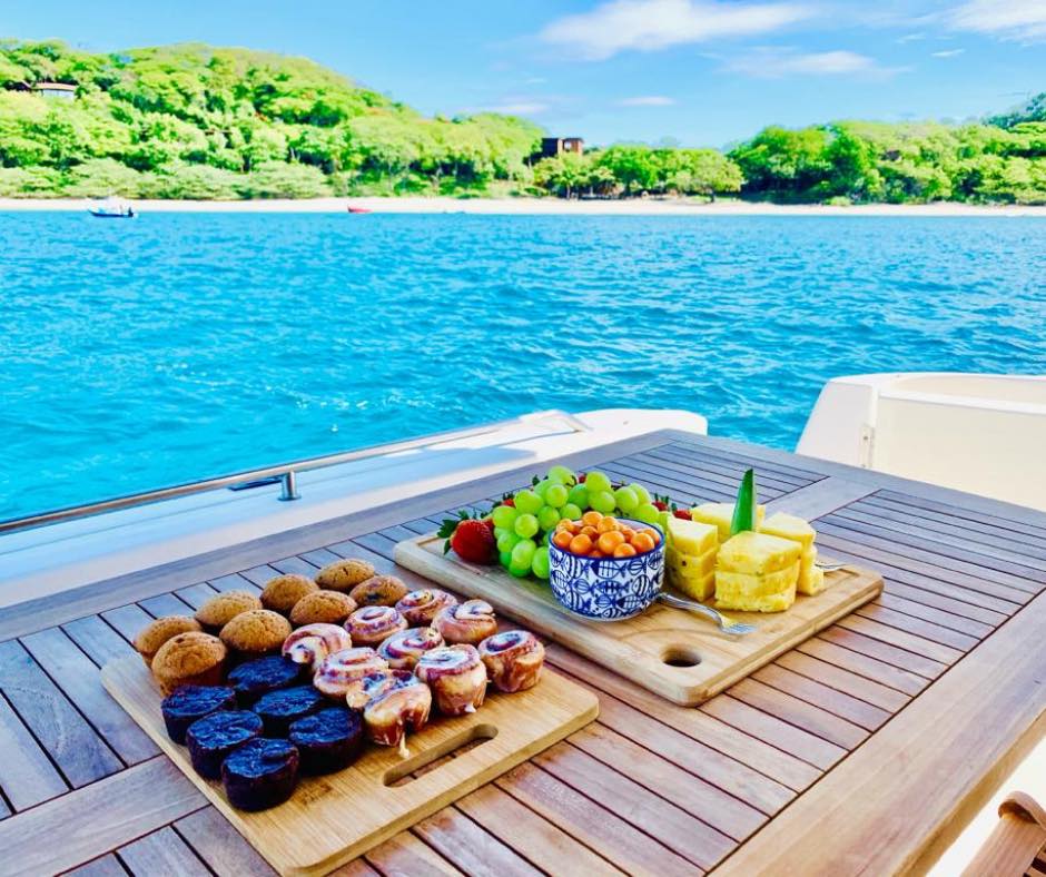 Papagayo luxury boat tours