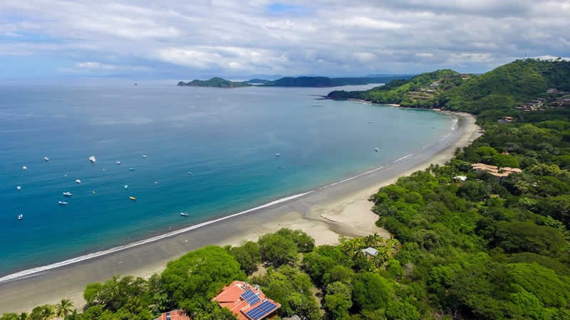 Fishing near Playa Hermosa in the gulf of Papagayo