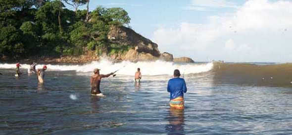 surf fishing in costa rica