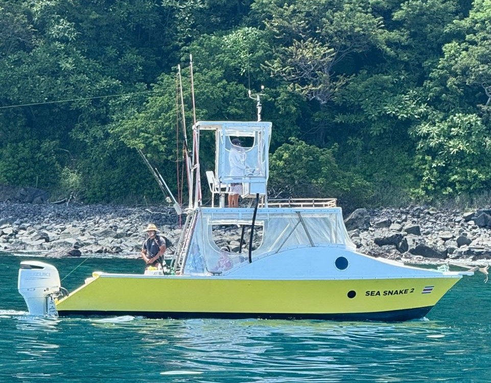Sea Snake 2 Fish boat papagayo