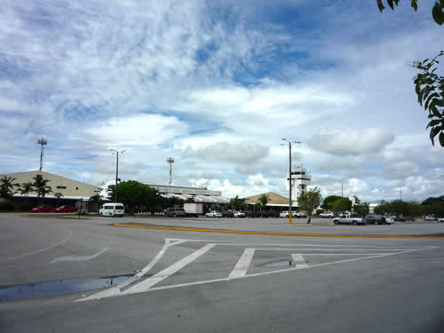 Liberia International Airport (LIR)