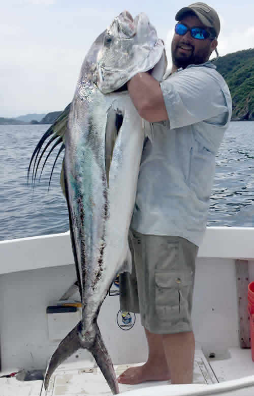 Fishing for Roosterfish in the gulf of Papagayo